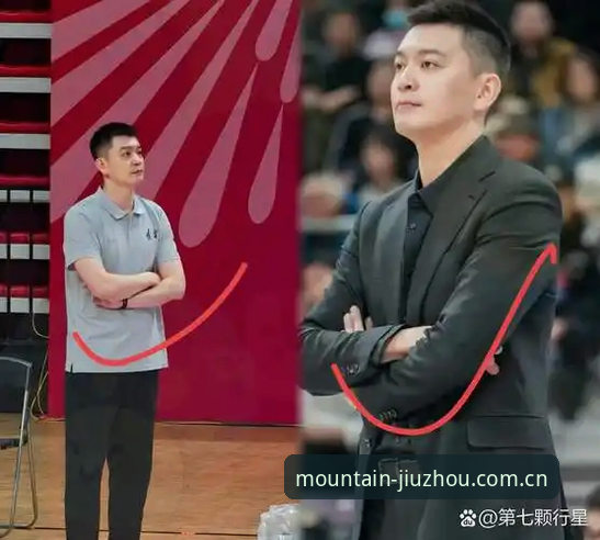 杨鸣一席话，看穿C罗的压力：世界杯前锋进球的底层逻辑与避坑指南